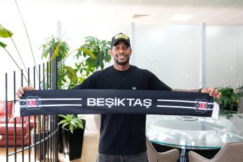 Michael Amir Murillo jugará con el Besiktas de Turquía.