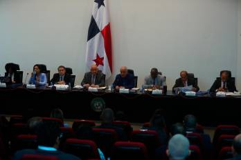 La modificación al artículo 33 del Código Electoral retira a ambos cargos de la lista de funcionarios que deben renunciar para competir electoralmente.