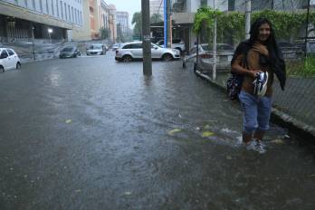 Las lluvias estarán acompañadas de ráfagas de viento, con probabilidad de inundaciones urbanas.