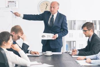Cuidado con los experto de oído