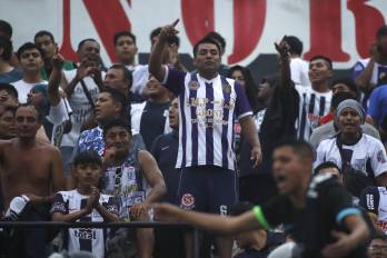 Aficionados de Alianza Lima.
