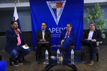 Representantes del sector agropecuario se dieron cita este viernes a un foro de Apede para hablar sobre el TPC con Estados Unidos.