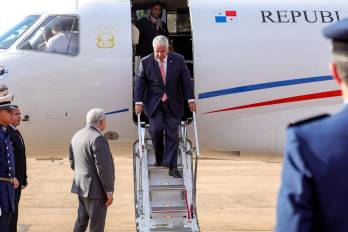 El avión presidencial es el modelo Embraer 135, matrícula HP-1A.