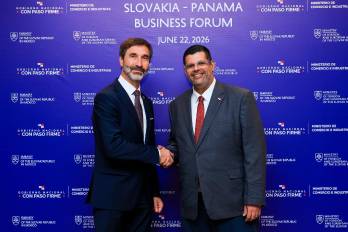 Autoridades Panamá y Eslovaquia durante la primera misión empresarial europea en este país.