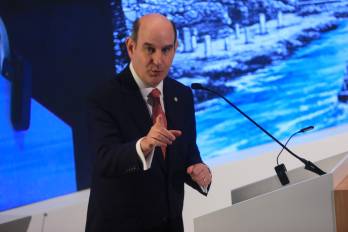Felipe Chapman, Ministro de Economía y Finanzas.