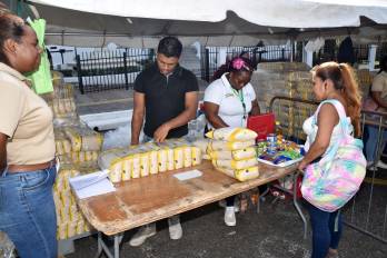 Realización de feria del IMA en el sector de Calidonia.
