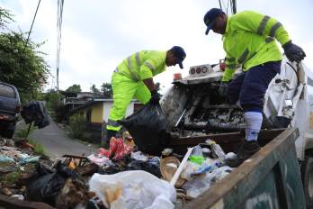 El nuevo modelo de gestión incluirá 40 indicadores, centros de transferencia comunitarios y un fideicomiso para garantizar eficiencia y transparencia en la recolección.