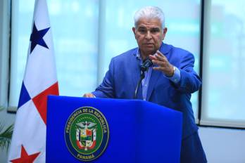 El presidente de la República, José Raúl Mulino, afirma que la carga mundial está siendo afectada.