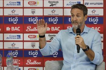 El seleccionador de Panamá, Thomas Christiansen, afronta desde este miércoles su tercer período al frente de la plantilla con el reto de promover un relevo generacional y sentar las bases de un proyecto que tiene como objetivos la clasificación al Mundial de 2030 y formar a más entrenadores del país. EFE/ Bienvenido Velasco