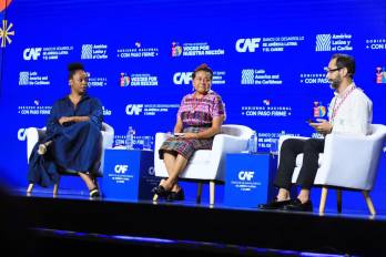 La Premio Nobel de la Paz guatemalteca formó parte de un panel junto con la gestora cultural brasileña Keyna Eleison, que pensó la forma en cómo se deberían desarrollar las políticas públicas culturales.