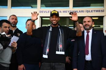 El panameño Michael Amir Murillo, presentado de manera oficial como nuevo jugador del Beşiktaş.