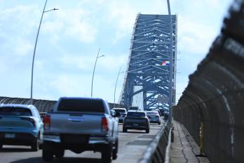 Tras evaluaciones preliminares, las autoridades autorizan el paso para ciertos vehiculos.
