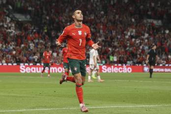 El portugués Cristiano Ronaldo celebra un gol durante el ante Hungría.