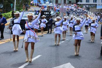 Bandas, colegios, instituciones y autoridades nacionales rendirán homenaje a la bandera, el himno y el escudo.