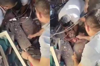 El bebé presentó algunas pequeñas laceraciones, pero se encontraba estable y fue atendido por paramédicos tras ser sacado del lugar.
