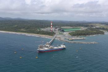 Instalaciones de Cobre Panamá; mientras la empresa anunció una suspensión de arbitrajes, el Estado mantiene contratos por $16.6 millones para su defensa legal en el CIADI.