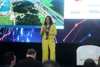 La administradora encargada del Canal, Ilya Espino de Marotta