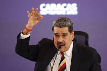 El presidente de Venezuela, Nicolás Maduro, habla en una rueda de prensa, en Caracas (Venezuela).