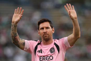 El astro argentino, que a punto de cumplir 39 años se alista para firmar el récord de participar en seis mundiales, fue seleccionado entre 27 candidaturas.