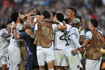 Jugadores del Botafogo celebrando el triunfo sobre el PSG.