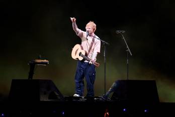 Todos los artistas que aún acompañaban a Ed Sheeran en su gira por Estados Unidos anunciaron su salida, horas después de que Macklemore fuera retirado de la programación.