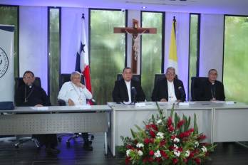 Obispos llaman a un reencuentro nacional ante la crisis de confianza