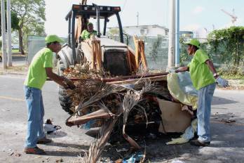 Reclamos y anulaciones traban la licitación de la basura en Panamá