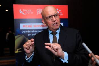 El embajador de Perú en Panamá, Mario López Chávarri, conversó con La Estrella de Panamá, durante el Perú Service Summit 2026.