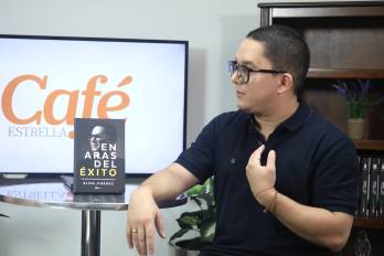 Elías Jiménez publicó su nuevo libro “En aras del éxito”.