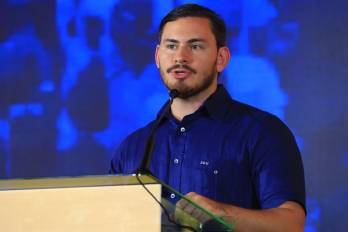 Juan Diego Vásquez: reformas electorales “van contra la democracia”