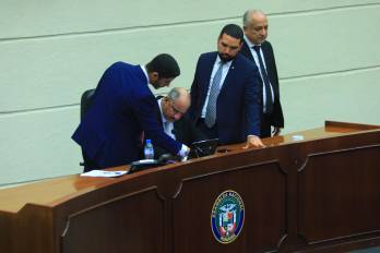 Ángela Russo, escogida del oficialismo, es la nueva defensora del Pueblo