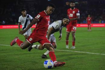 Édgar Yoel Bárcenas, de la selección de Panamá, durante el partido ante Guatemala en el Estadio Rommel Fernández.
