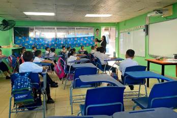 Solidaridad con el educador panameño