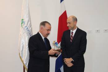 aúl Delvalle, representante de Panamá, y Arturo Rosabal, actual presidente de la Cámara de Comercio de Costa Rica