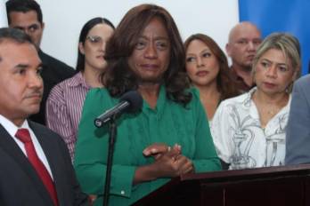 Lucy Molinar deja el Ministerio de Educación tras una gestión marcada por cuestionamientos sobre ejecución presupuestaria, diálogo con los docentes y prioridades del sistema educativo.