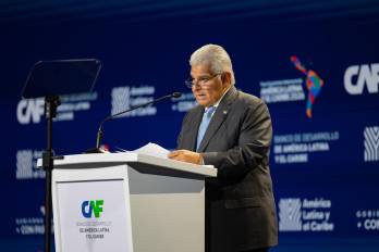 Presidente José Raúl Mulino, durante su discurso de inaguración del Foro Económico CAF.