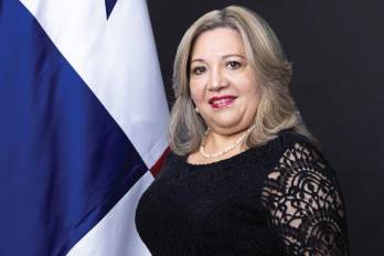 Agnes De León se convirtió en la más reciente baja dentro de la estructura directiva del Meduca.