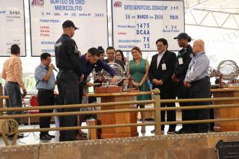 Imagen ilustrativa de sorteo de la Lotería Nacional en la Plaza Víctor Julio Gutiérrez.