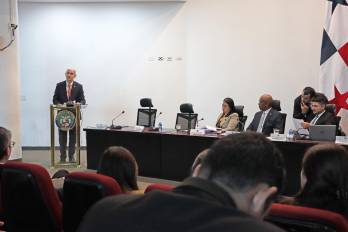 Discusión del Proyecto de Ley sobre sustancia económica en la Asamblea.