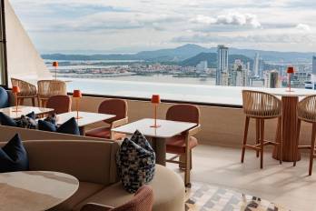 Alma está ubicado en el piso 66 del JW Marriott. el nivel más alto del edificio más alto de Centroamérica.
