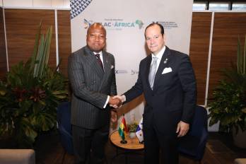 Martínez-Acha mantuvo reuniones bilaterales con representantes de países como Costa Rica, Ghana y Burundi.