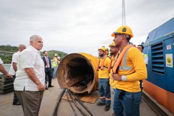 El mandatario panameño recibió un informe de los distintos frentes de construcción.