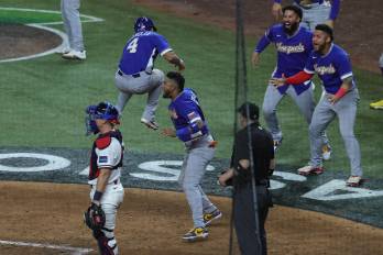 Venezuela se corona por primera vez en el Clásico Mundial de Béisbol.
