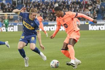 El delantero británico del FC Barcelona, Marcus Rashford (der.).