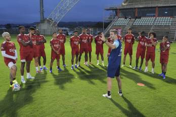 La selección de Panamá previo al entrenamiento.