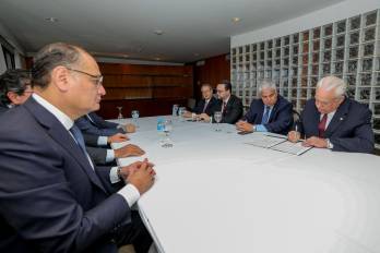 Firma de acuerdo, entre Panamá y Chiquita, para la reactivación de la empresa en Bocas del Toro.
