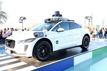 Uber y Waymo celebran SXSW en The High Road en Dawson el 10 de marzo de 2025 en Austin, Texas.