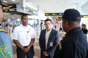 La rápida intervención del Servicio de Salvamento y Extinción de Incendios evitó que el fuego se propagara a otras áreas de la Terminal 1 de Tocumen.