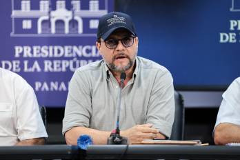 Julio Moltó, ministro de Comercio e Industrias en conferencia de prensa este lunes 2 de junio de 2025.