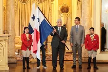 Rumbo al Mundial de Va’a: Panamá rema con fuerza